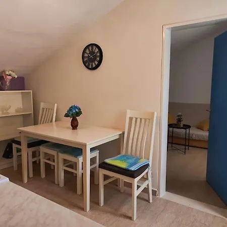 Peti Kat Apartman Obuljeno